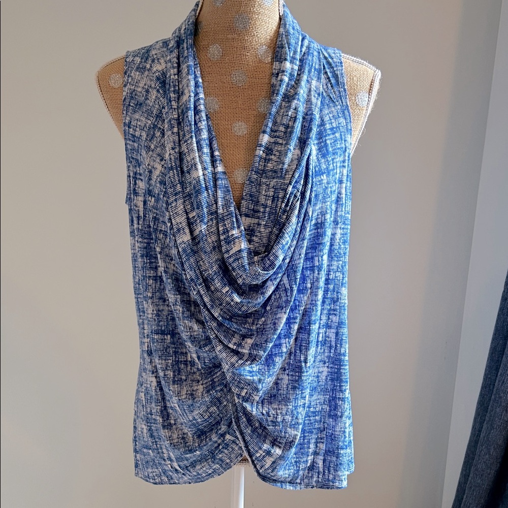 NWT KAREN KANE WRAP TOP M